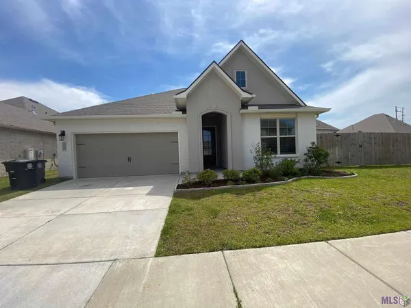 $2,650 | 13806 Bellacosa Avenue, Baton Rouge, LA 70817