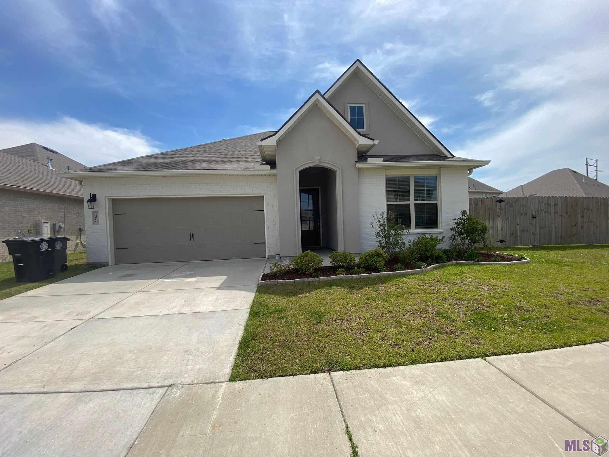 13806 Bellacosa Avenue Baton Rouge, LA 70817 - Photo 1 of 8