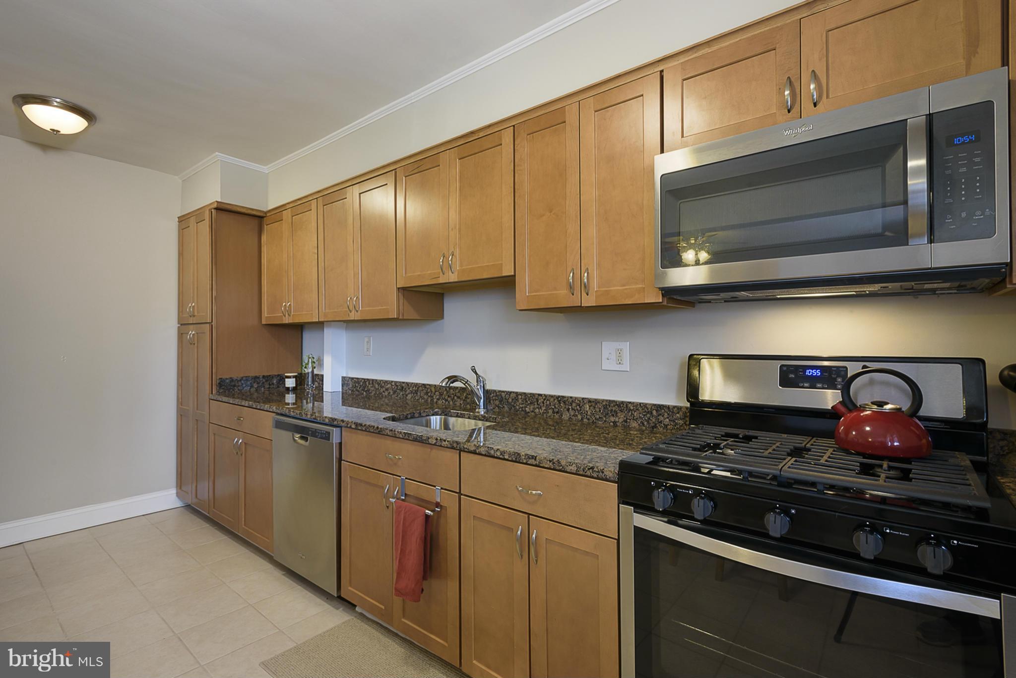 435 Overbrook Road Catonsville, MD 21228 - Photo 11 of 30 Kitchen