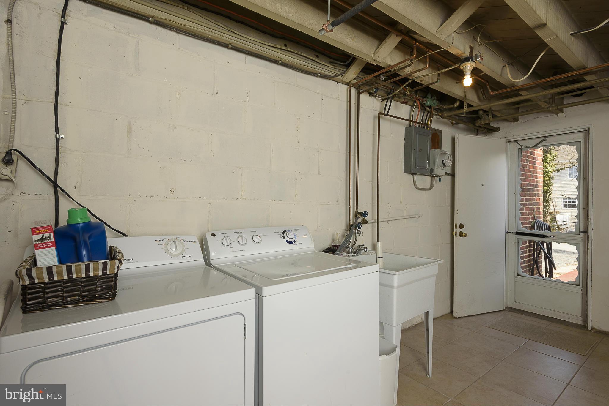 435 Overbrook Road Catonsville, MD 21228 - Photo 27 of 30 Utility Room