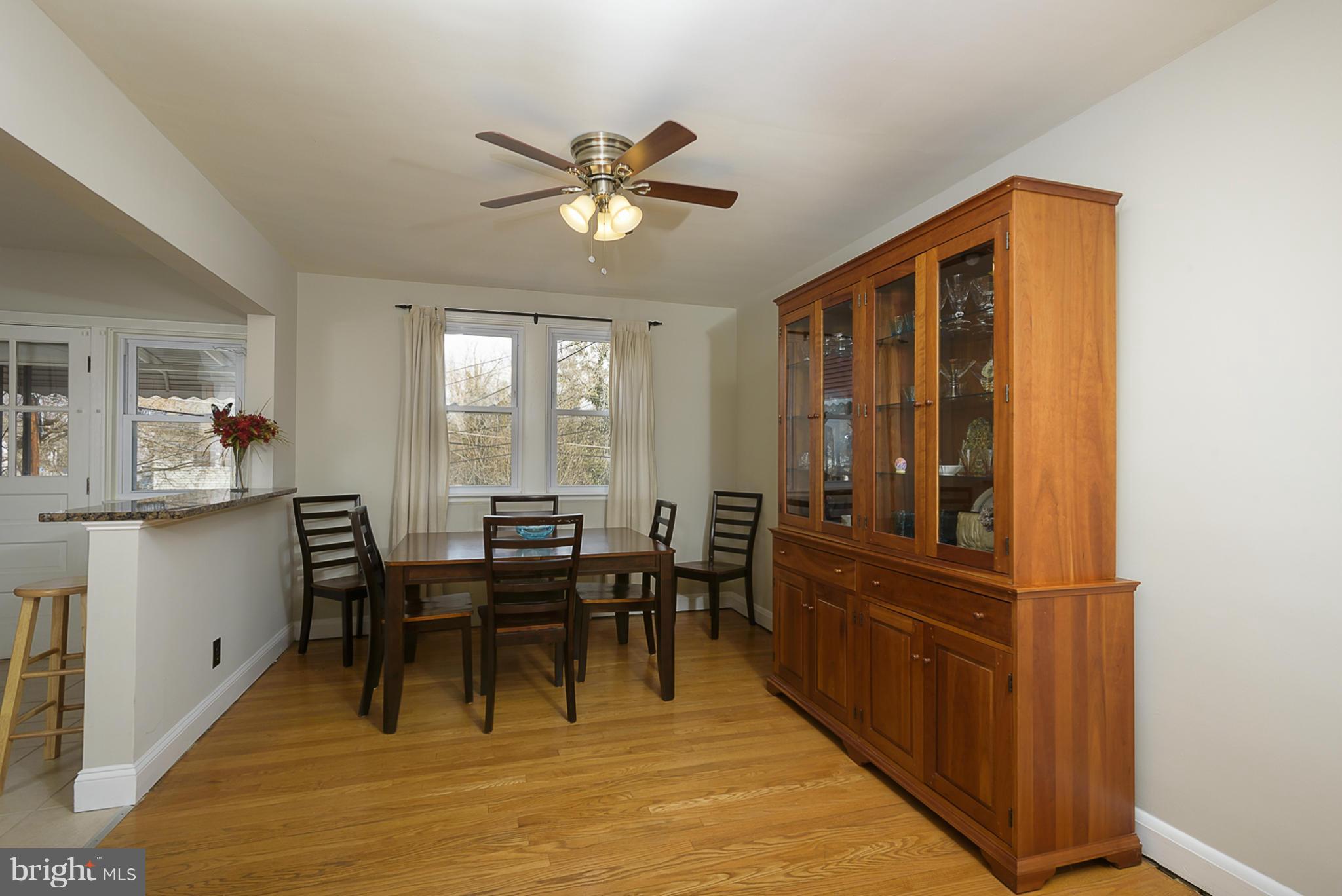 435 Overbrook Road Catonsville, MD 21228 - Photo 9 of 30 Dining Room