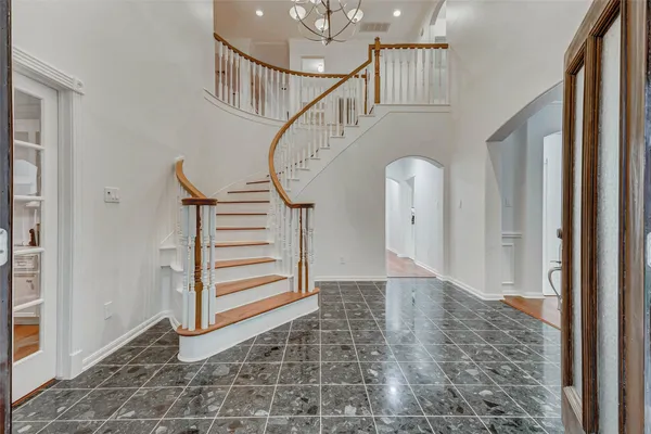 a view of entryway