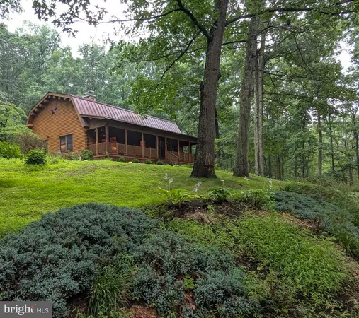 $799,000 | 1537 Hidden Valley Road, Franklin, WV 26807