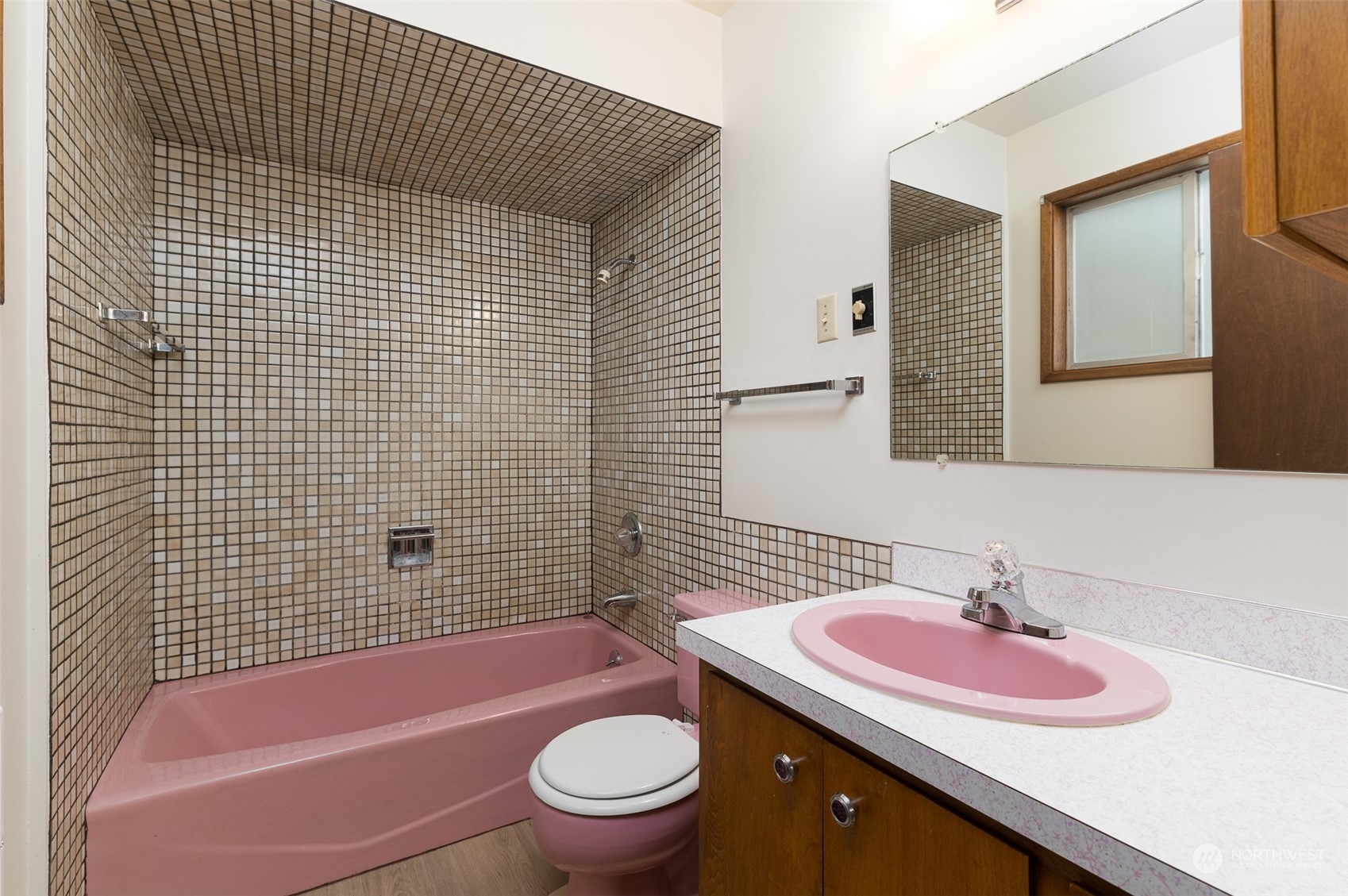 1275 West Axton Road Ferndale, WA 98248 - Photo 9 of 30 a bathroom with a sink a toilet and shower