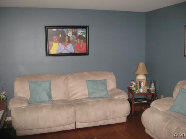 900 Meco Road Easton, PA 18040 - Photo 6 of 11 Gallery Image 6