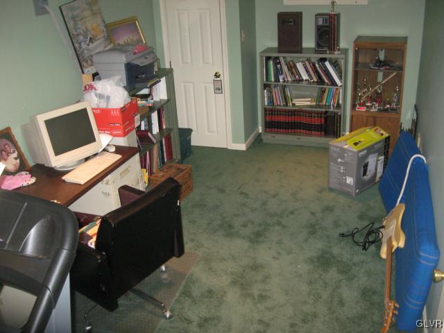 900 Meco Road Easton, PA 18040 - Photo 7 of 11 Gallery Image 7