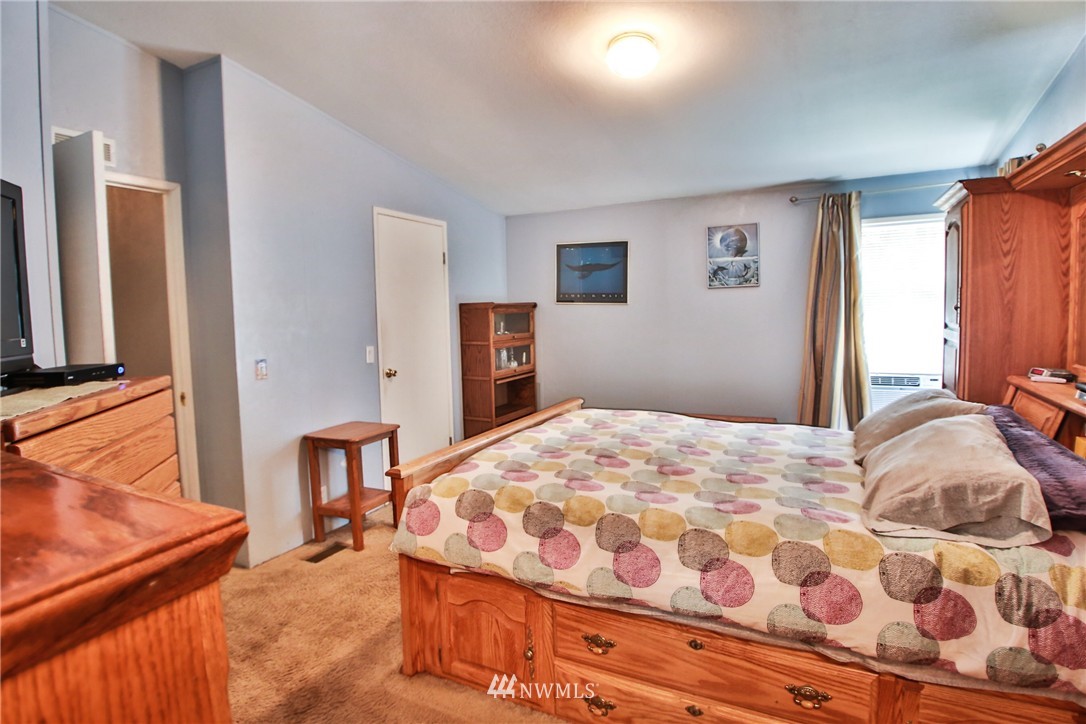 9 156th Place Southwest Bothell, WA 98012 - Photo 13 of 18