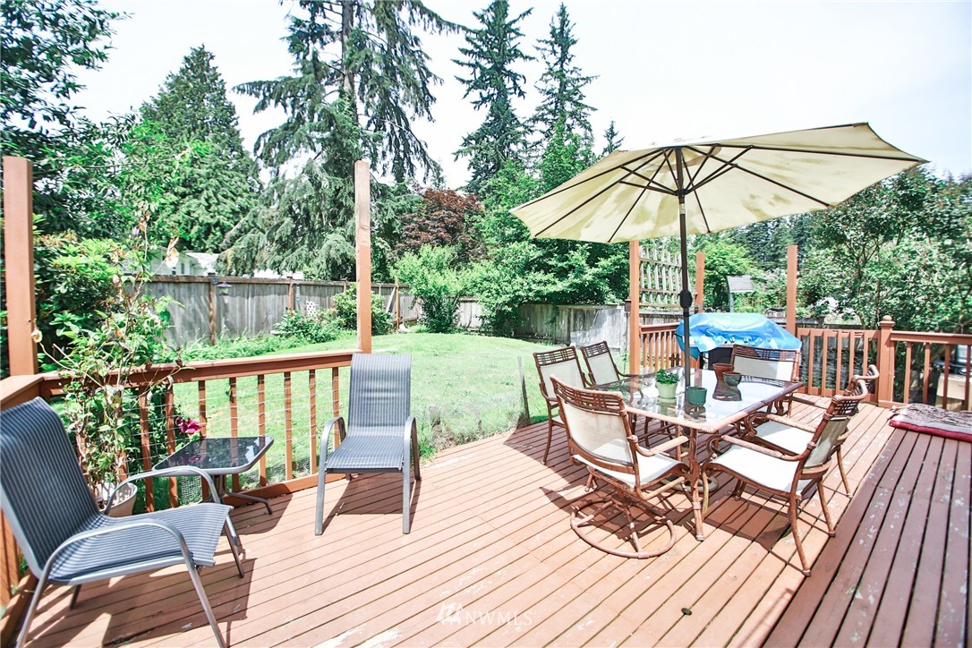 9 156th Place Southwest Bothell, WA 98012 - Photo 16 of 18