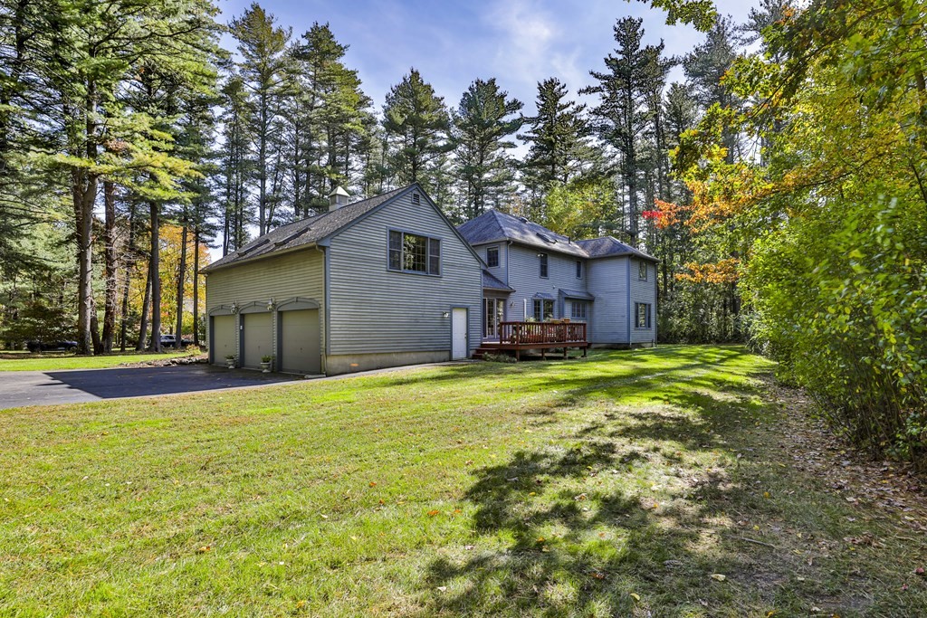 18 Forest Lane Boxford, MA 01921 - Photo 2 of 33 a view of a house with a yard