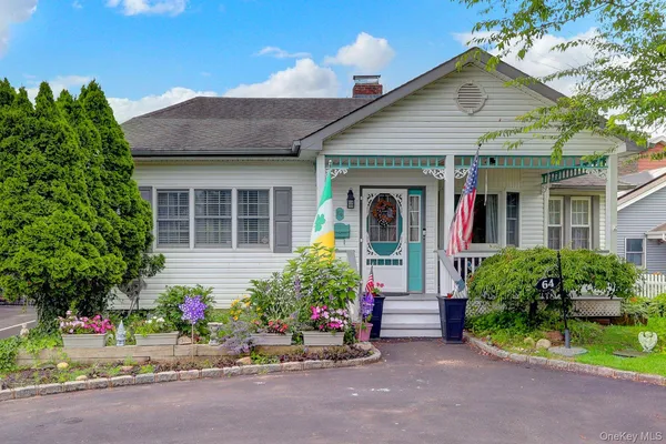 $699,000 | 64 Hamilton Street, Amityville, NY 11701