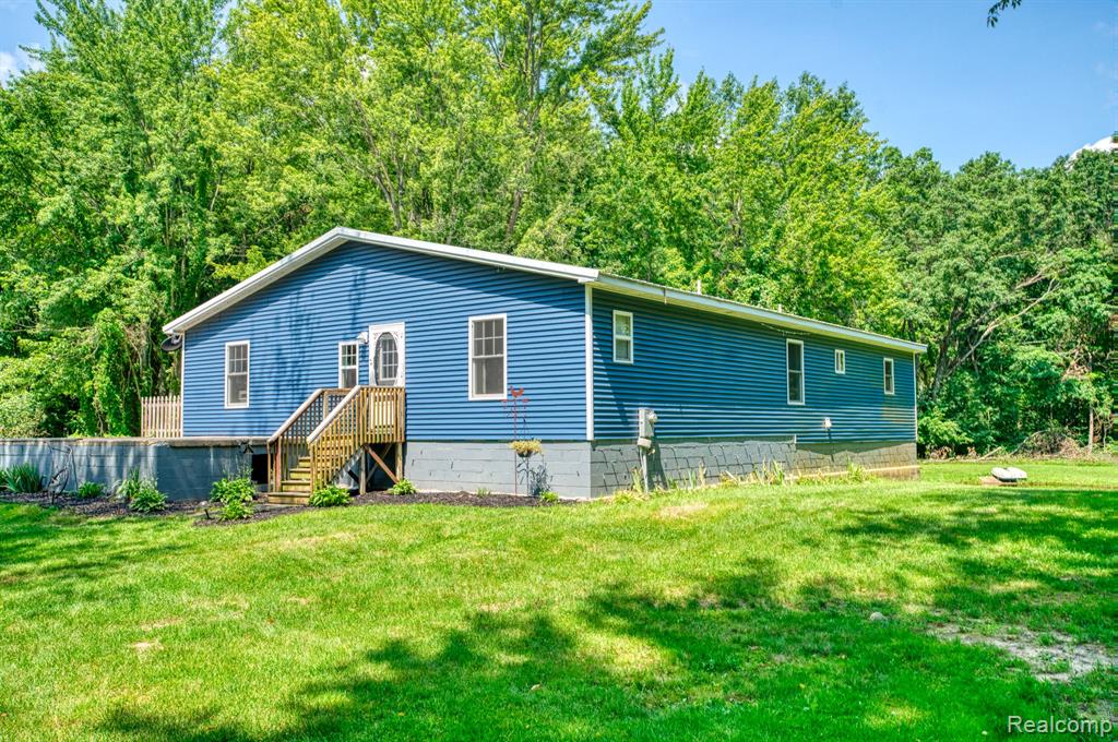 7160 Coon Hill Road Munith, MI 49259 - Photo 3 of 40 Gallery Image 3