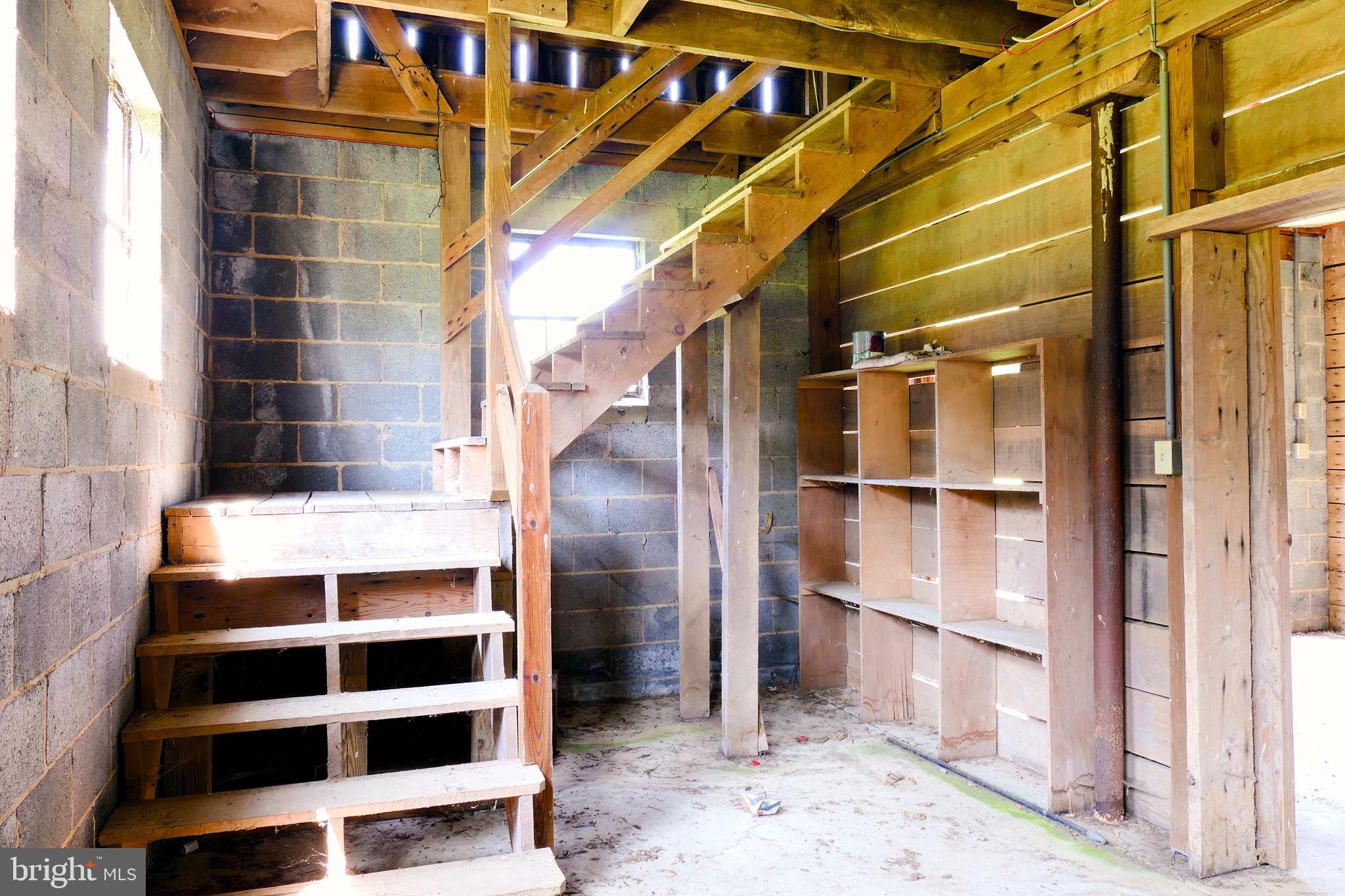 3401 Old Level Road Churchville, MD 21028 - Photo 78 of 121 Stall / Stairs