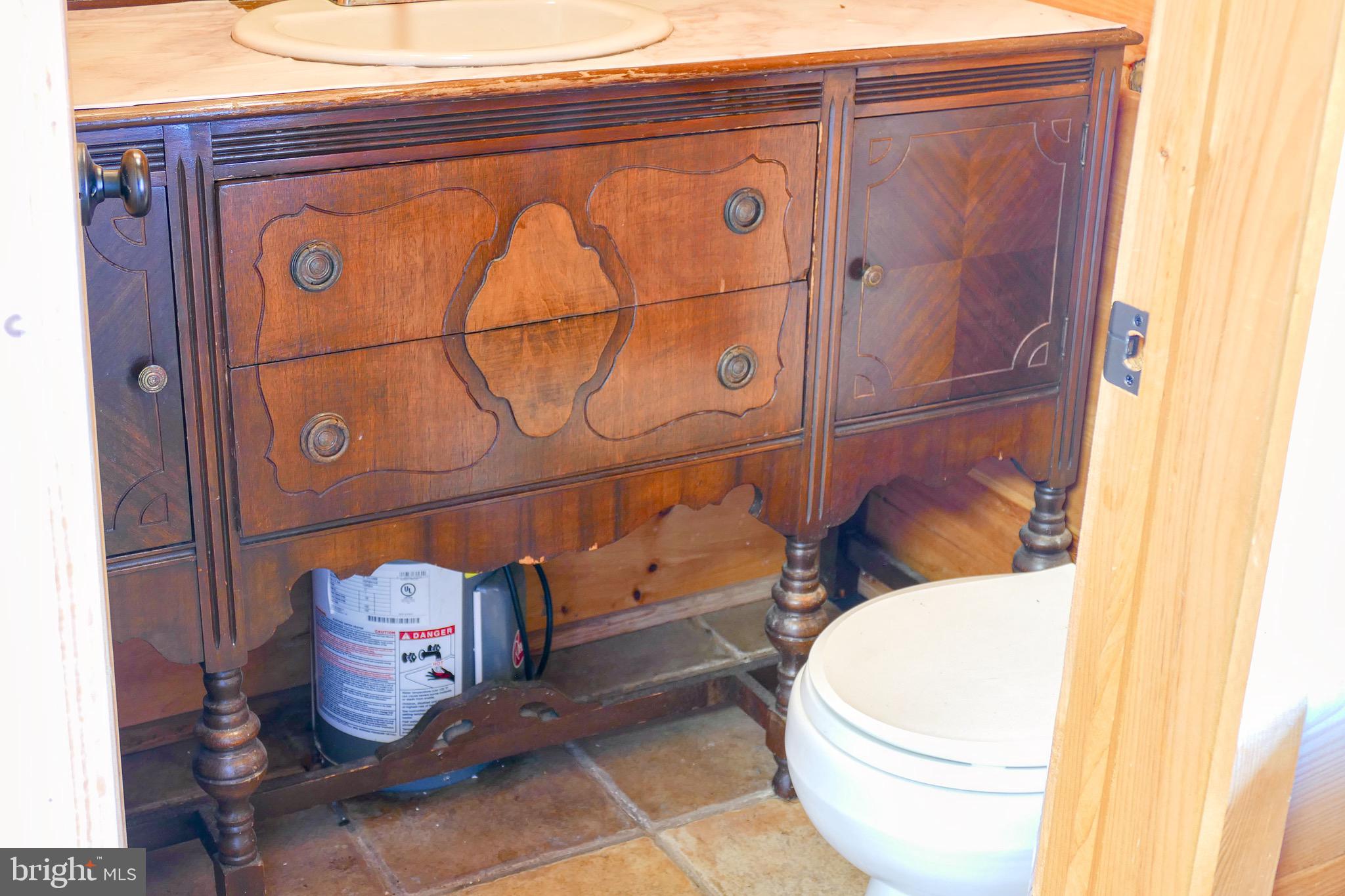 3401 Old Level Road Churchville, MD 21028 - Photo 100 of 121 Bathroom and Water Heater