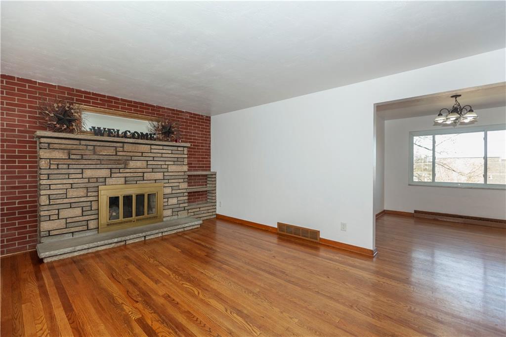 1867 Warriors Road Pittsburgh, PA 15205 - Photo 2 of 24 Gallery Image 2