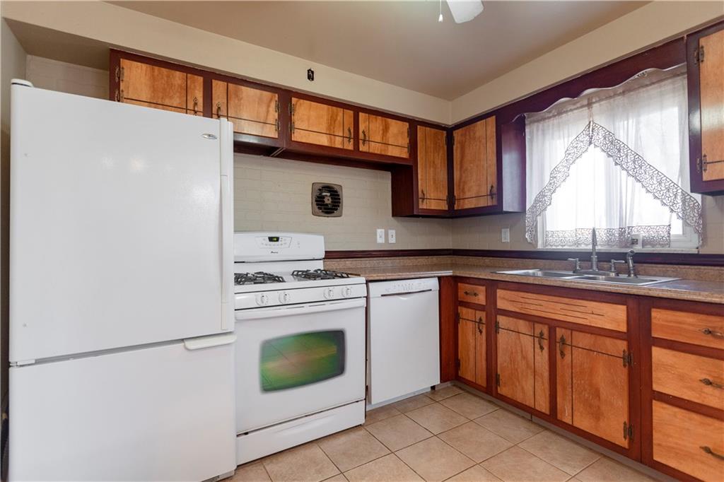 1867 Warriors Road Pittsburgh, PA 15205 - Photo 8 of 24 Gallery Image 8