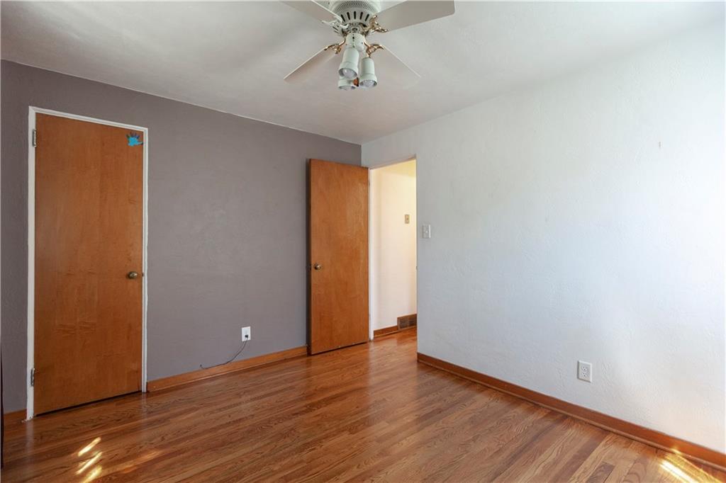 1867 Warriors Road Pittsburgh, PA 15205 - Photo 9 of 24 Gallery Image 9