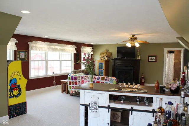 $720,000 | 21088 Highway 52, Laurel, IN 47024