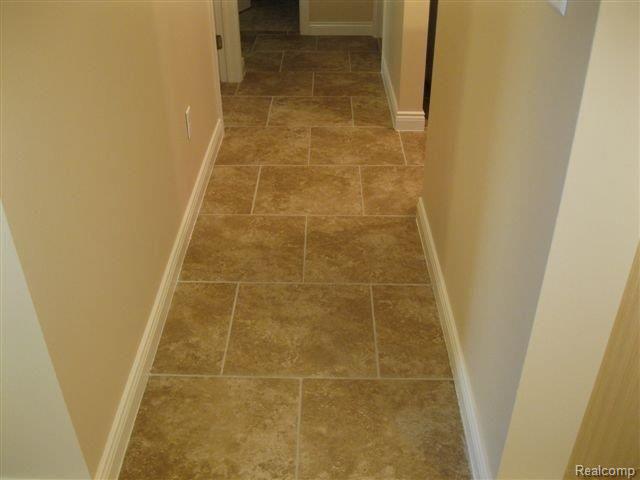 54641 Shelby Road Utica, MI 48316 - Photo 17 of 19 18.JPG