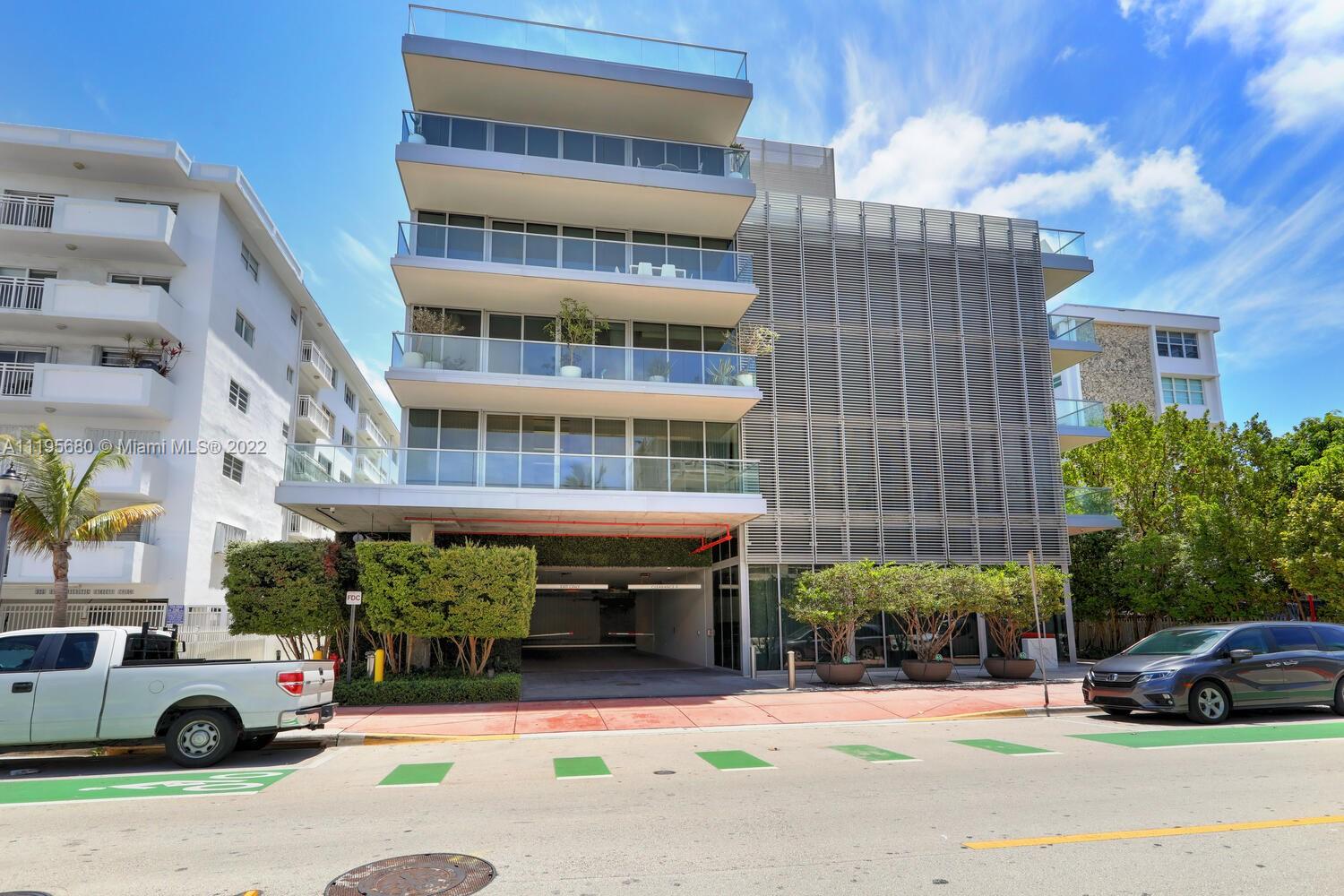 Miami Beach Miami Beach, FL 33139 - Photo 2 of 27 a building view