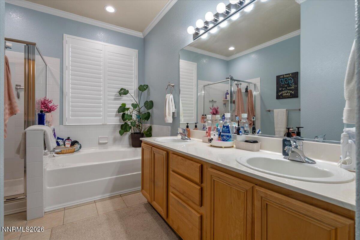 7931 Zinfandel Drive Reno, NV 89506 - Photo 24 of 44 Primary Bathroom