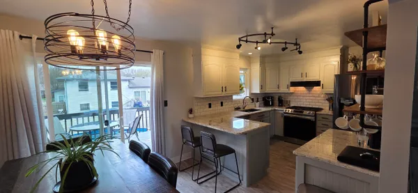 $405,000 | 1367 Dixon Parkway, Chesterton, IN 46304