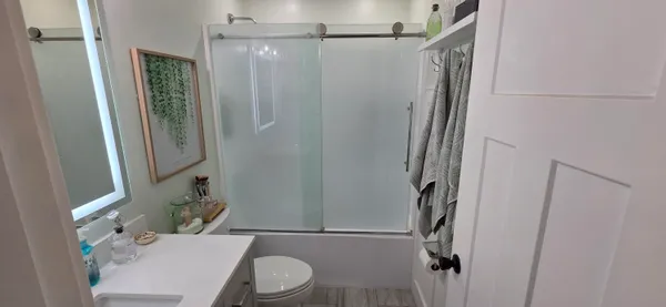 $405,000 | 1367 Dixon Parkway, Chesterton, IN 46304