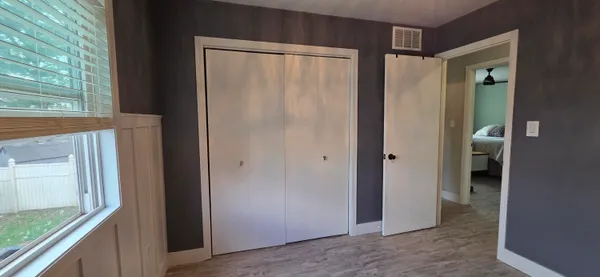 $405,000 | 1367 Dixon Parkway, Chesterton, IN 46304