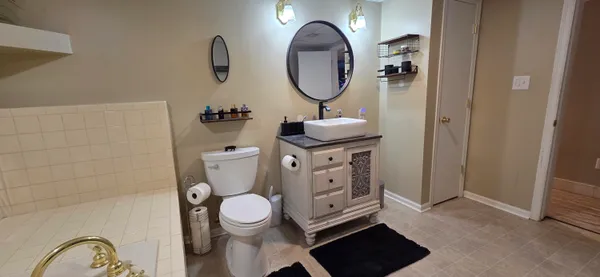 $405,000 | 1367 Dixon Parkway, Chesterton, IN 46304