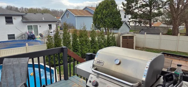 $405,000 | 1367 Dixon Parkway, Chesterton, IN 46304