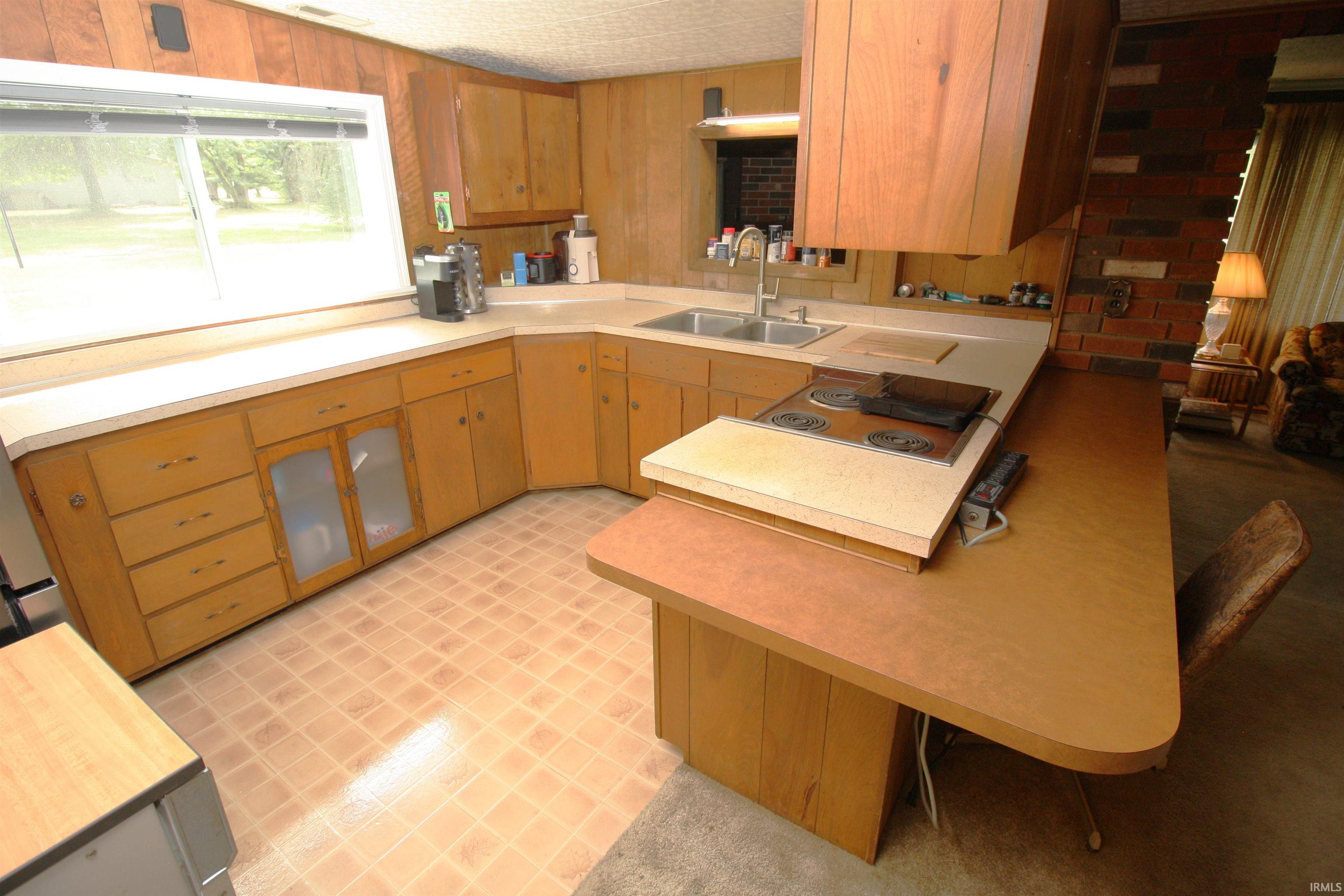 6911 Maplecrest Road Fort Wayne, IN 46835 - Photo 8 of 22 Gallery Image 8