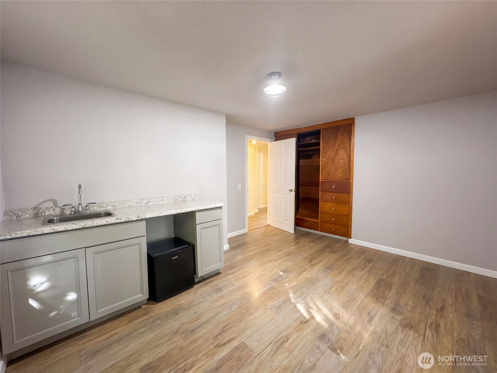 1213 Boulevard Road Southeast Olympia, WA 98501 - Photo 17 of 20 Gallery Image 17