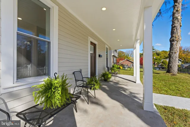 $595,000 | 9204 Douglas Street, Manassas, VA 20110