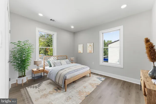 $595,000 | 9204 Douglas Street, Manassas, VA 20110