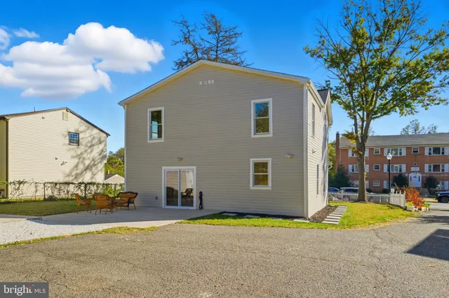 $595,000 | 9204 Douglas Street, Manassas, VA 20110