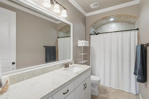 $1,225,900 | 1201 East Iberian Court, Granbury, TX 76048