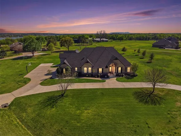 $1,225,900 | 1201 East Iberian Court, Granbury, TX 76048