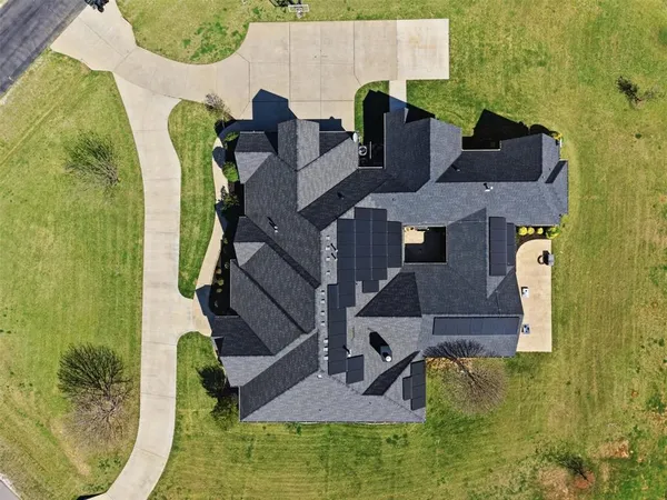 $1,225,900 | 1201 East Iberian Court, Granbury, TX 76048