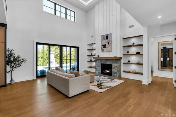 $2,999,999 | 250 Osprey Nest Road, Greenport, NY 11944