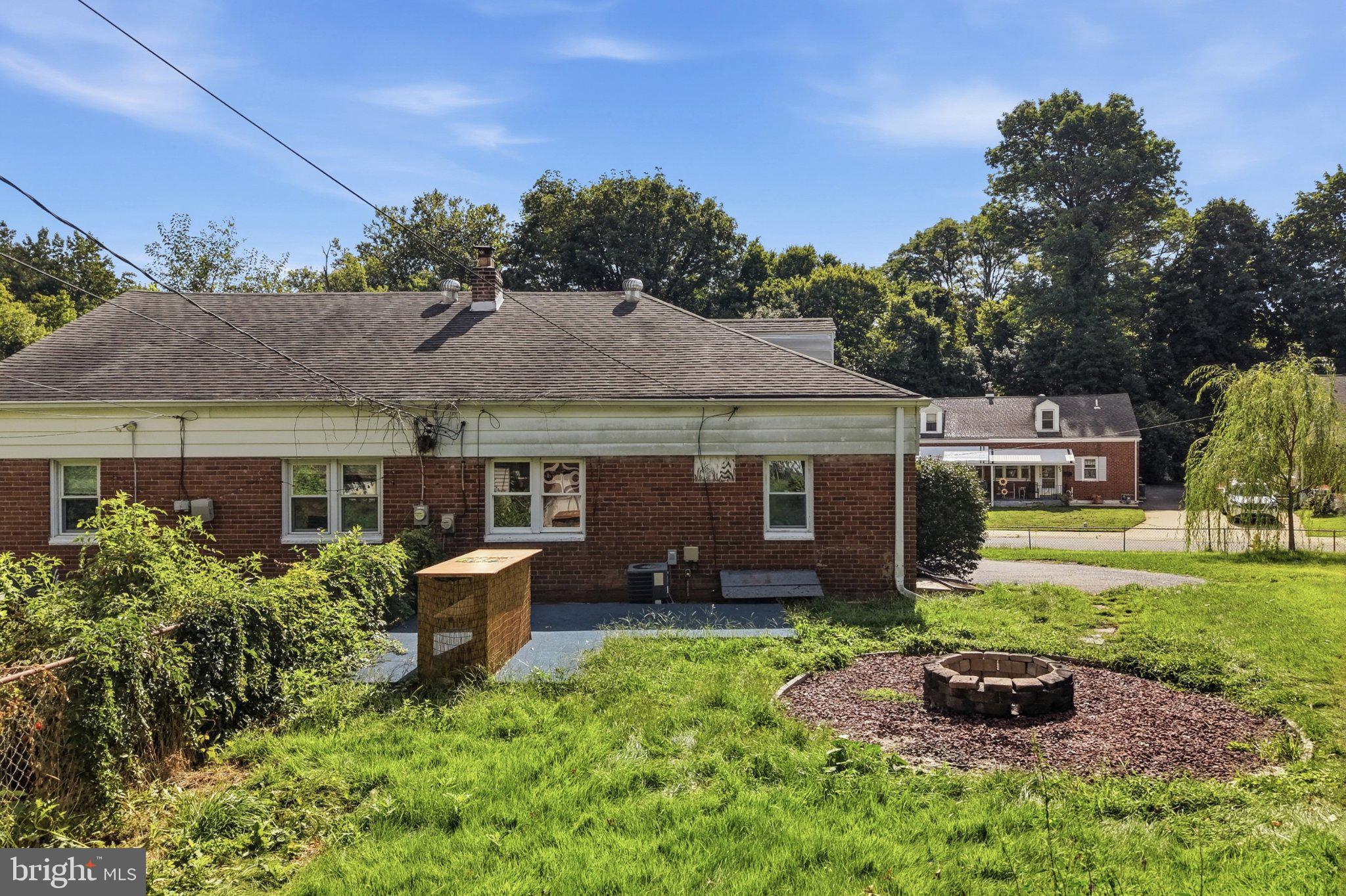 906 Kingsman Road Upper Chichester, PA 19061 - Photo 23 of 30 Gallery Image 23