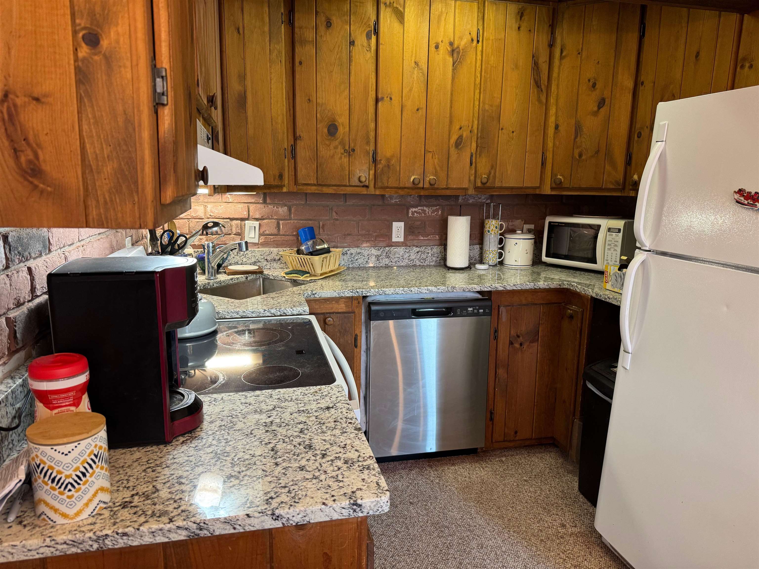 301 C Vermont Rte 100, Unit C West Dover, VT 05356 - Photo 11 of 36