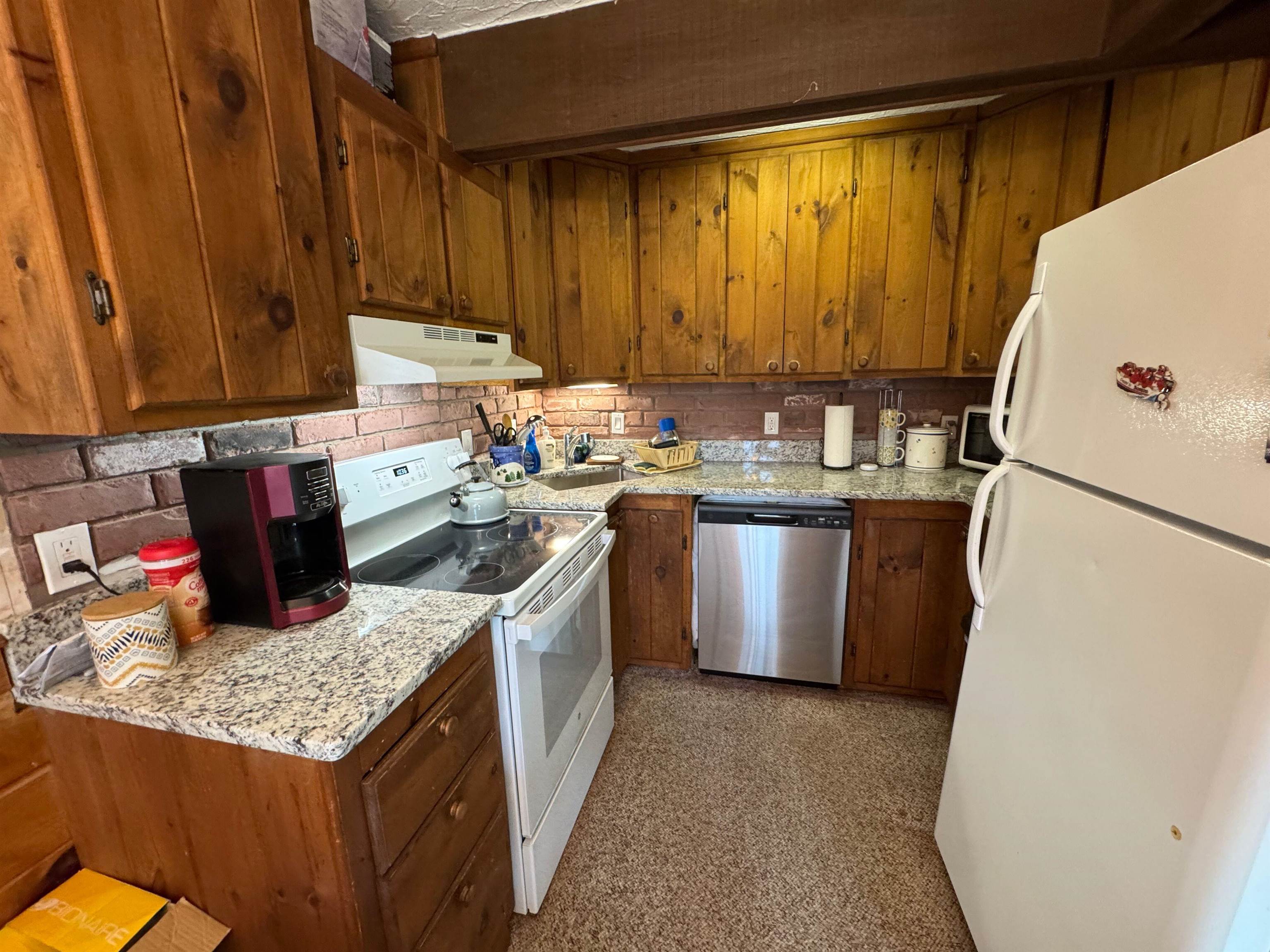 301 C Vermont Rte 100, Unit C West Dover, VT 05356 - Photo 13 of 36