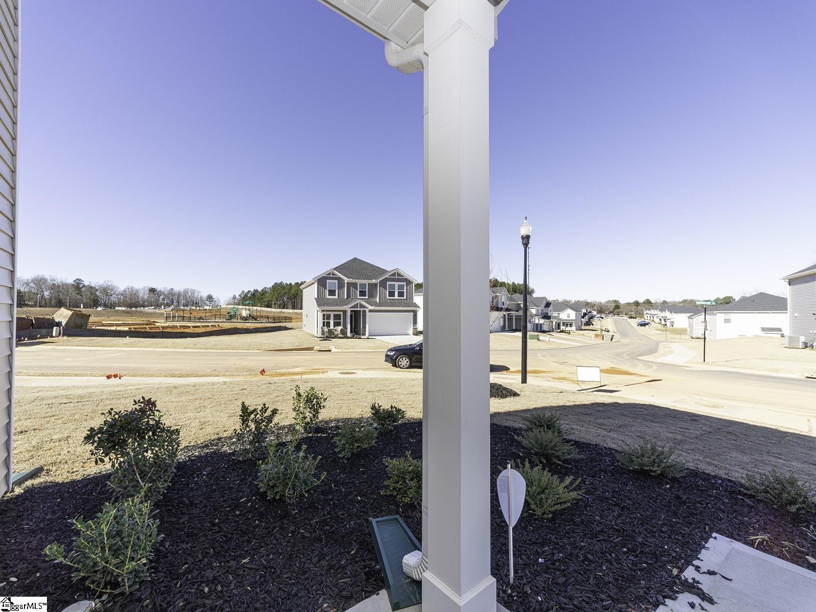2 Shorncliffe Road Simpsonville, SC 29680 - Photo 3 of 32 Gallery Image 3