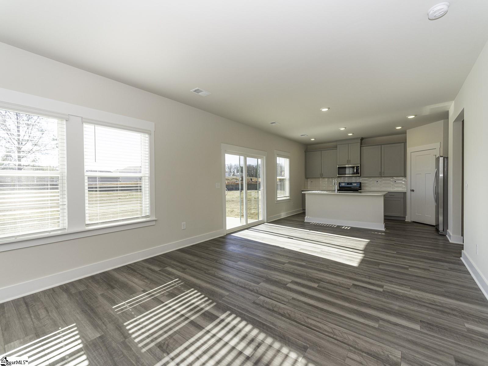 2 Shorncliffe Road Simpsonville, SC 29680 - Photo 6 of 32 Gallery Image 6