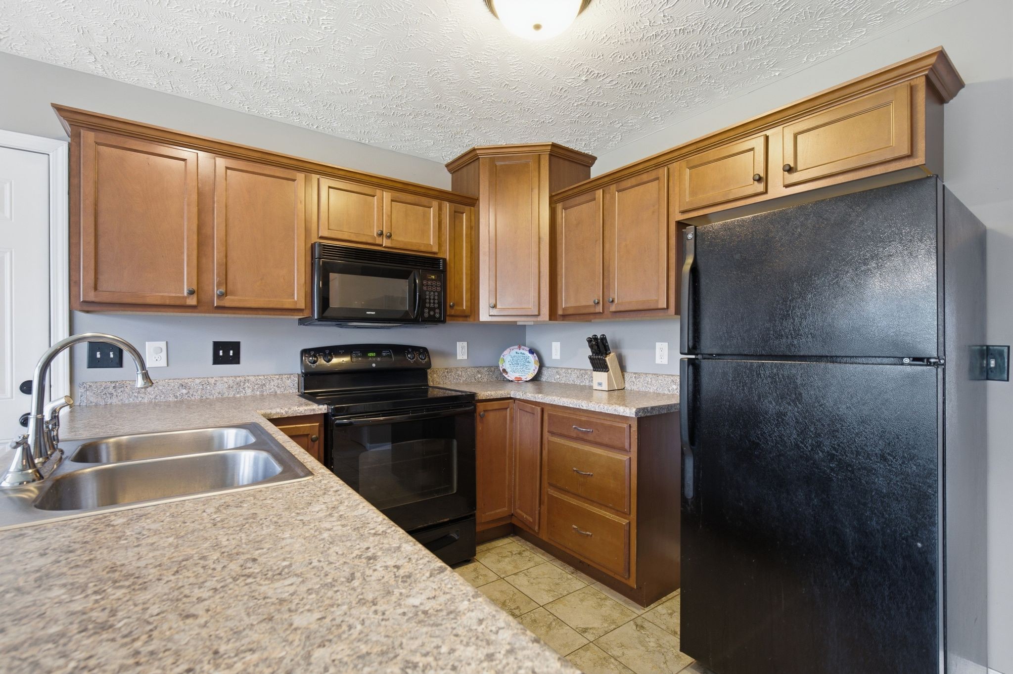 1821 Abrams Road Clarksville, TN 37042 - Photo 8 of 21 Gallery Image 8
