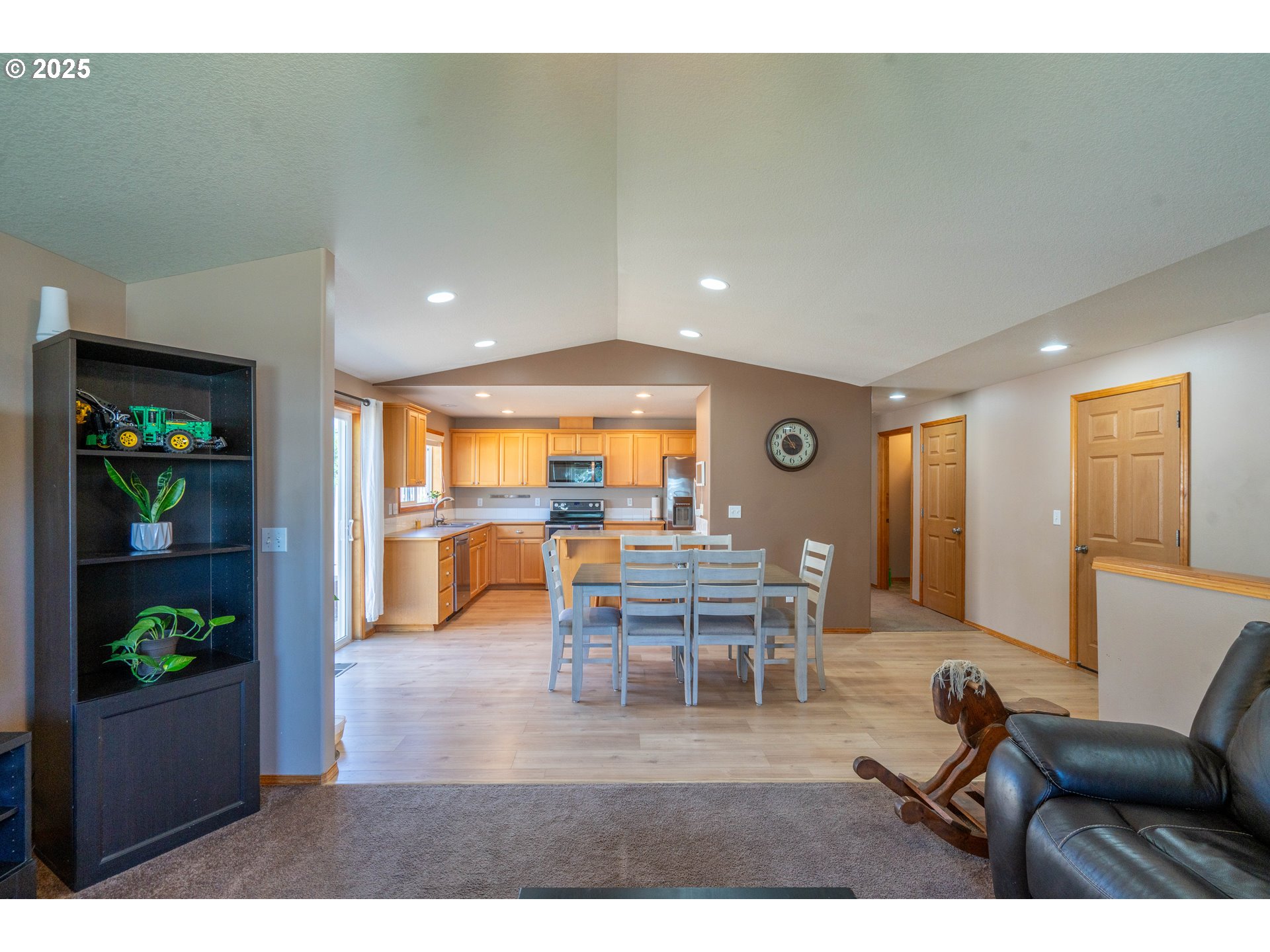386 Center Ridge Drive Culver, OR 97734 - Photo 25 of 39 Gallery Image 25