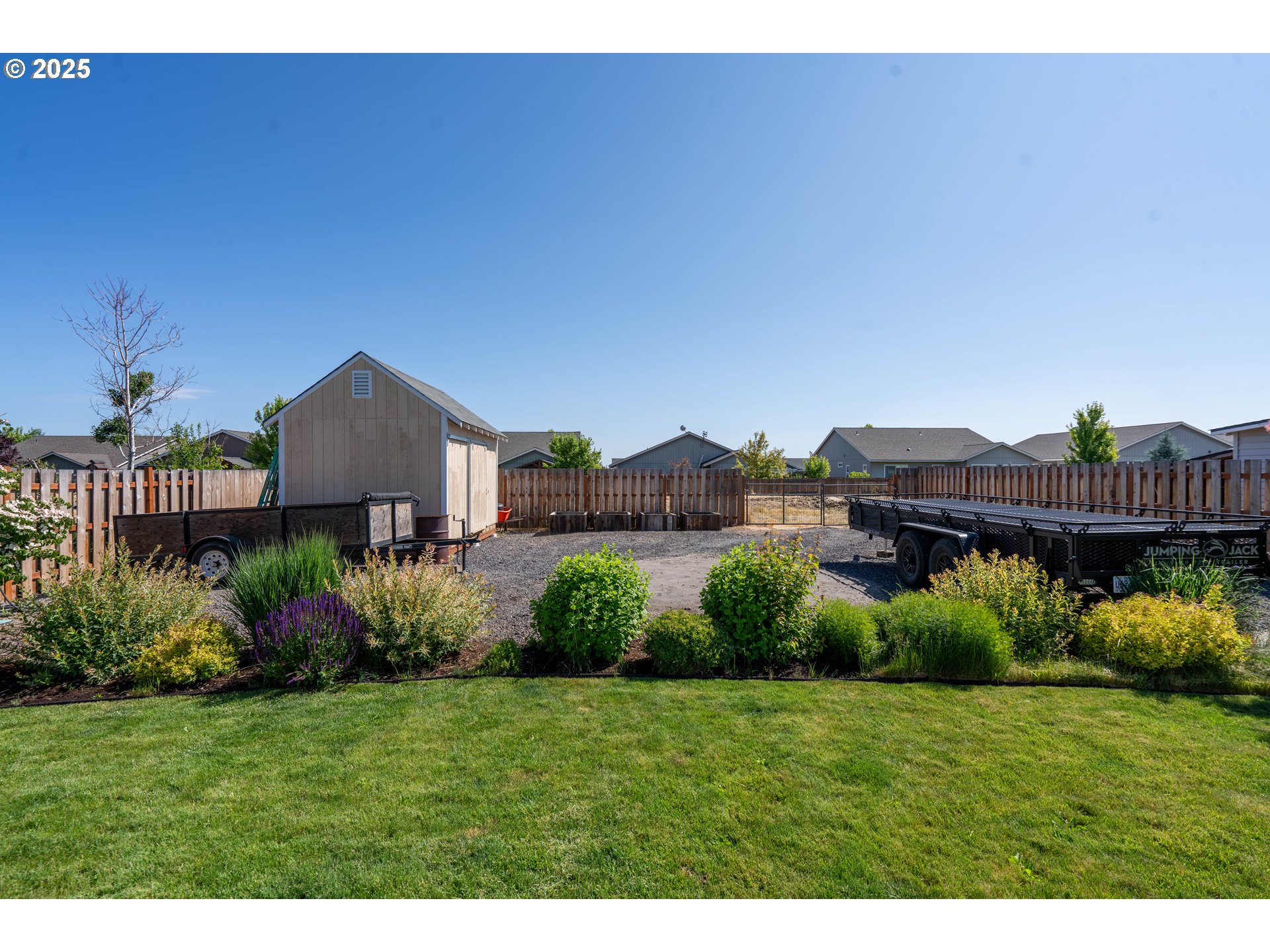 386 Center Ridge Drive Culver, OR 97734 - Photo 5 of 39 Gallery Image 5
