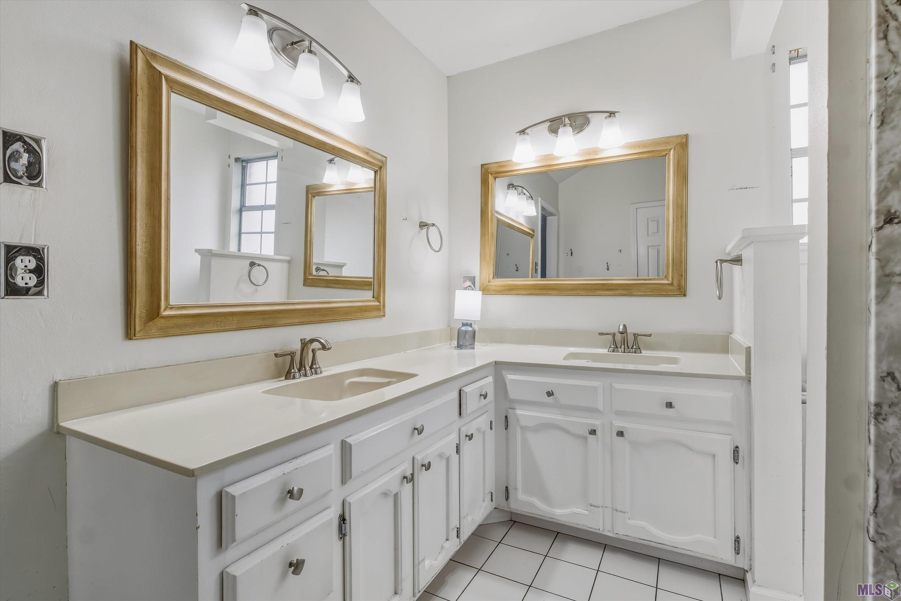 4445 Country Hill Drive Baton Rouge, LA 70817 - Photo 7 of 15