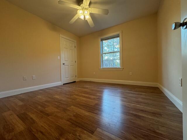 349 East Webb Road Pittston, ME 04345 - Photo 10 of 28 9- Bedroom 3