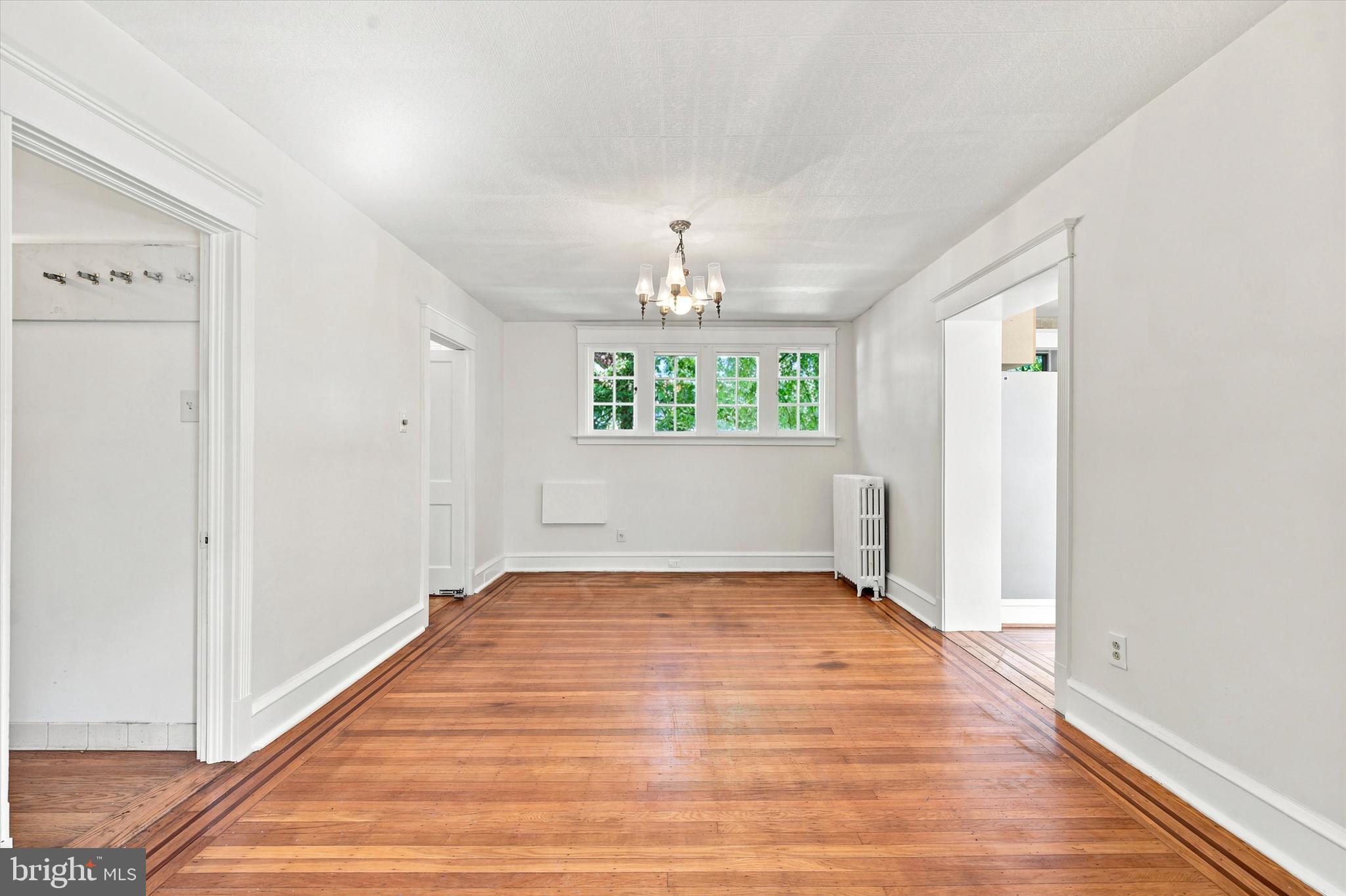 3433 West Penn Street Philadelphia, PA 19129 - Photo 7 of 31 Dining Room