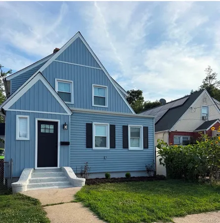 $739,999 | 34 Frazier Street, Hempstead, NY 11550